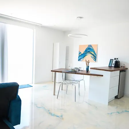 Apartamento Nuxia Suites&spa - L'art Design