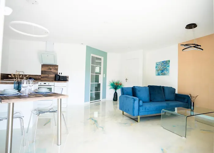 Nuxia Suites&spa - L'art Design Appartement *